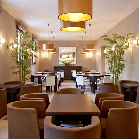 Termas Balneario Termas Pallares 호텔