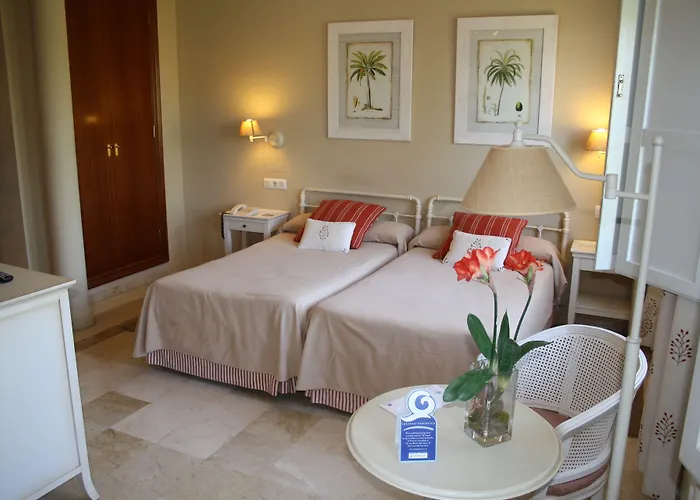 Hotell Termas Balneario Termas Pallares 4*